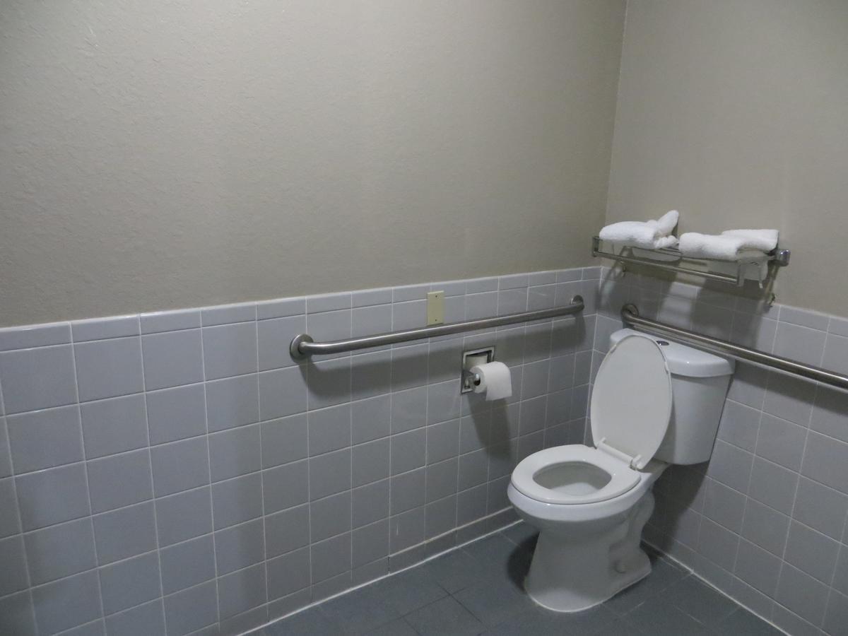 Regency Suites Iah Beltway 8 Houston Buitenkant foto