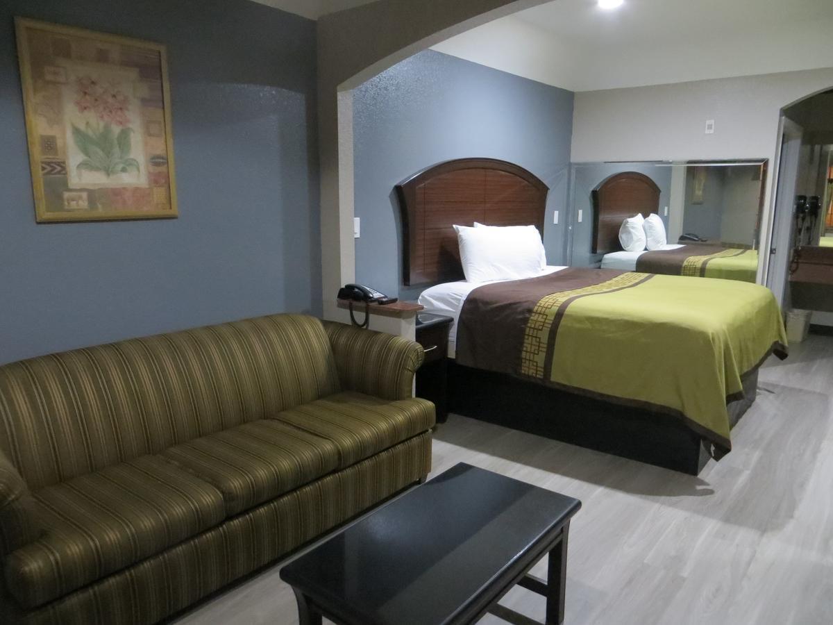 Regency Suites Iah Beltway 8 Houston Buitenkant foto