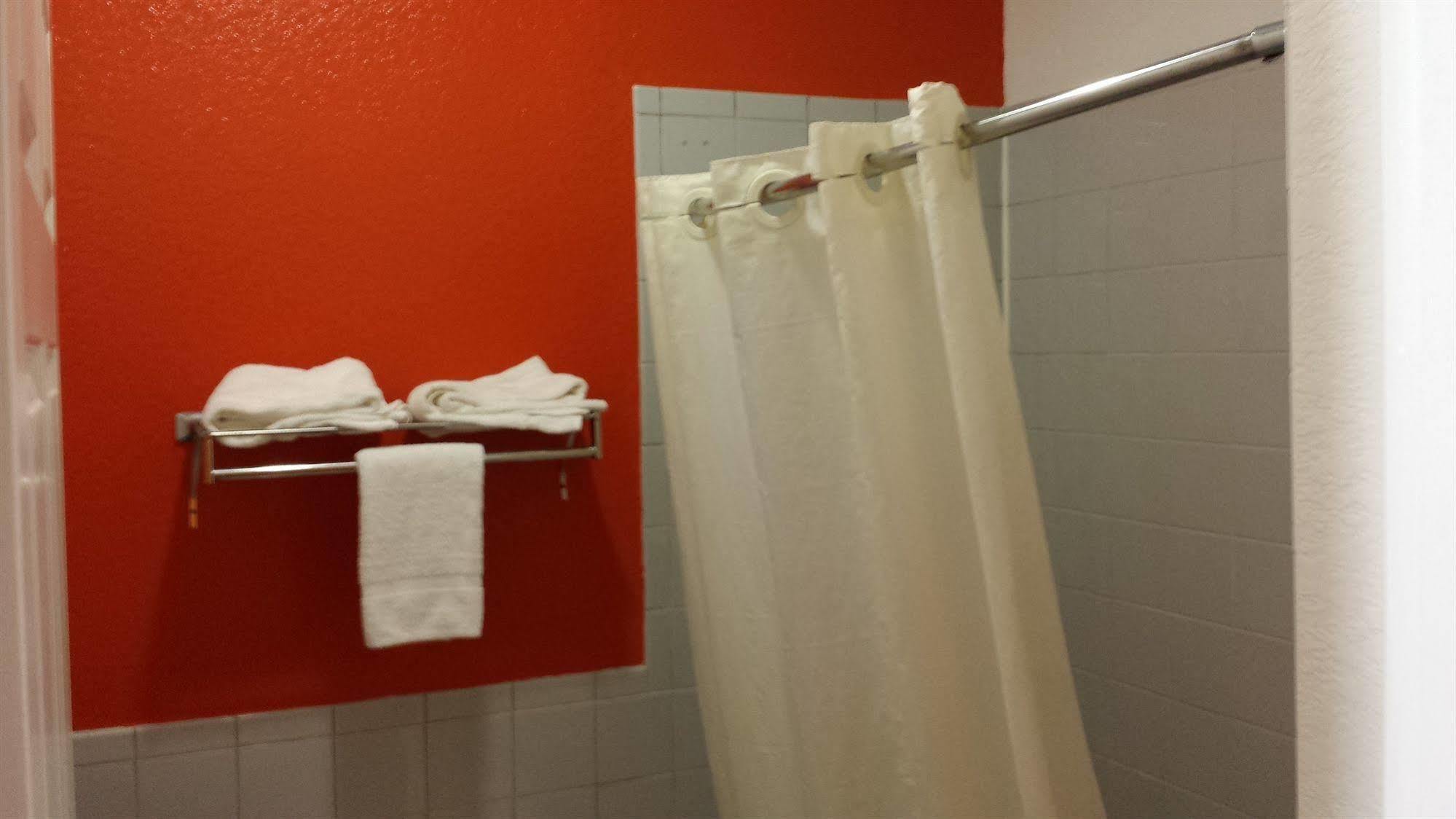Regency Suites Iah Beltway 8 Houston Buitenkant foto